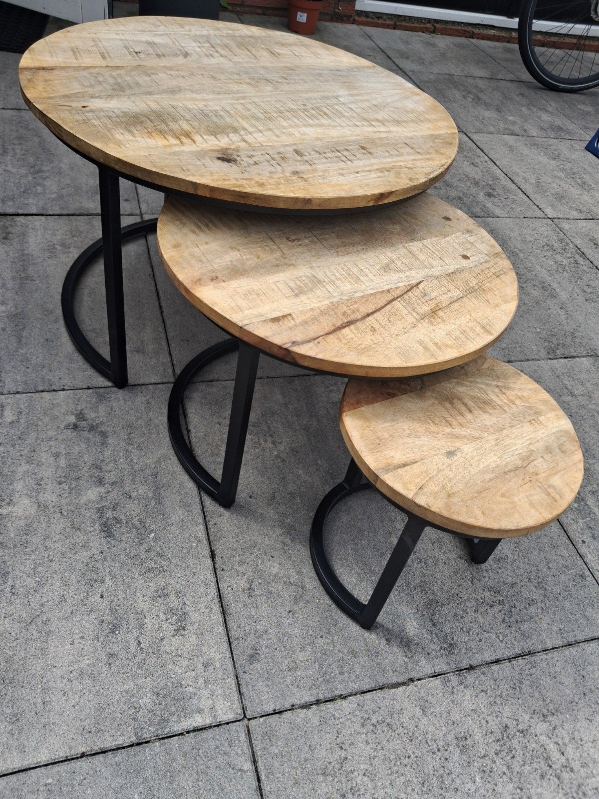 3 mooie salontafels van mangohout merk Goossens.Ø70cm, Huis en Inrichting, Tafels | Salontafels, Ophalen, 50 tot 100 cm, Rond