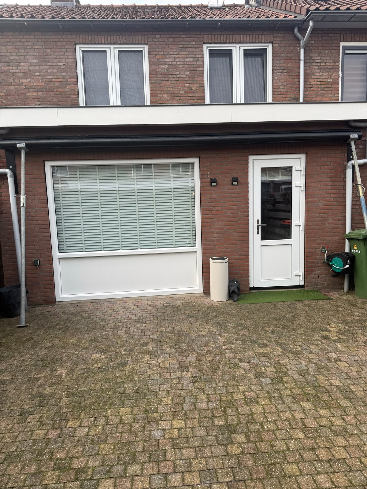 Luxaflex Nova Shade Knikarmscherm - Elektrisch, Ophalen, 450 cm of meer, Elektrisch, Zo goed als nieuw