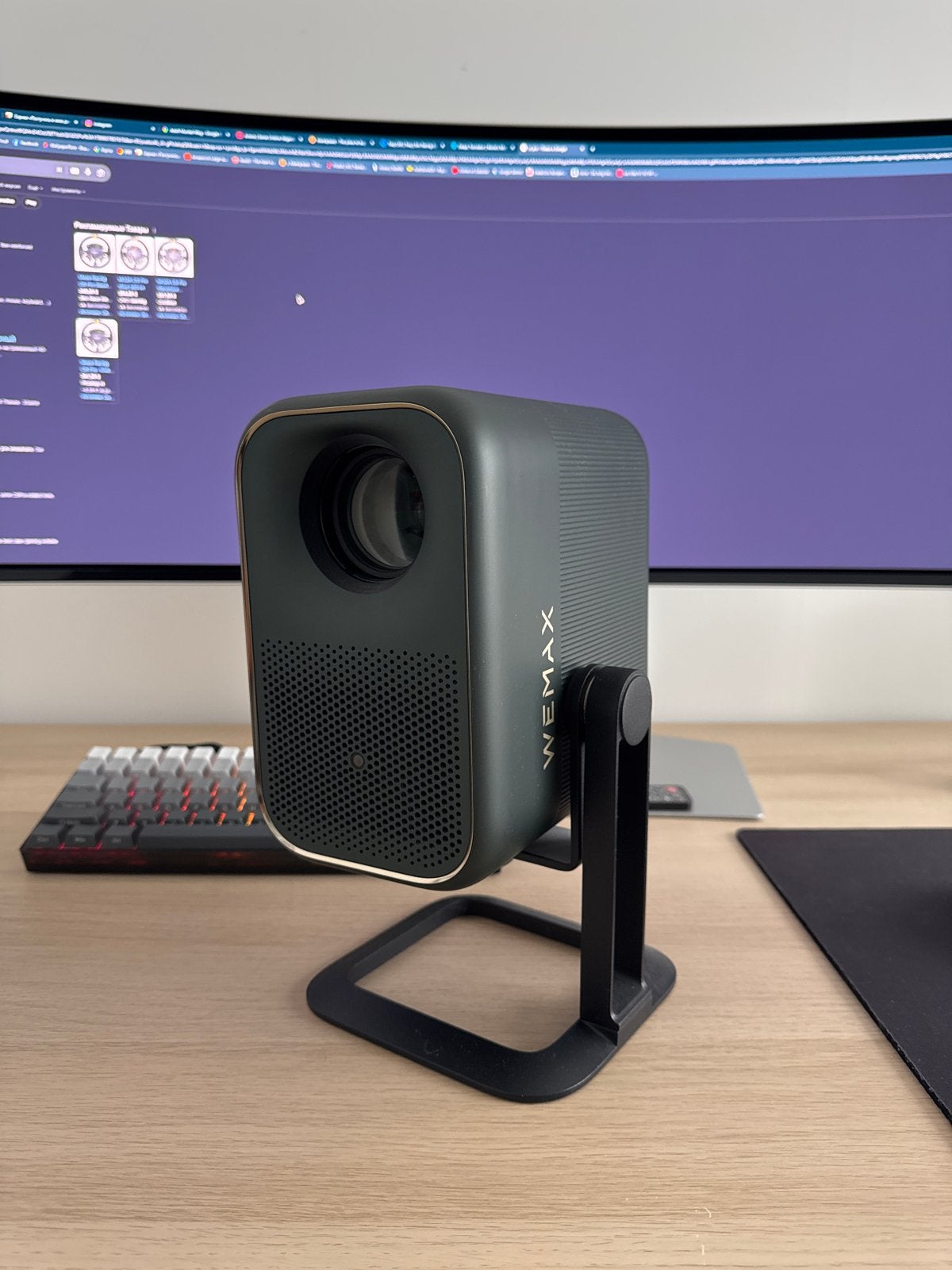 WEMAX Go Advanced Mini Projector - Draagbaar en Krachtig, Ophalen of Verzenden, Zo goed als nieuw, DLP, Full HD (1080)