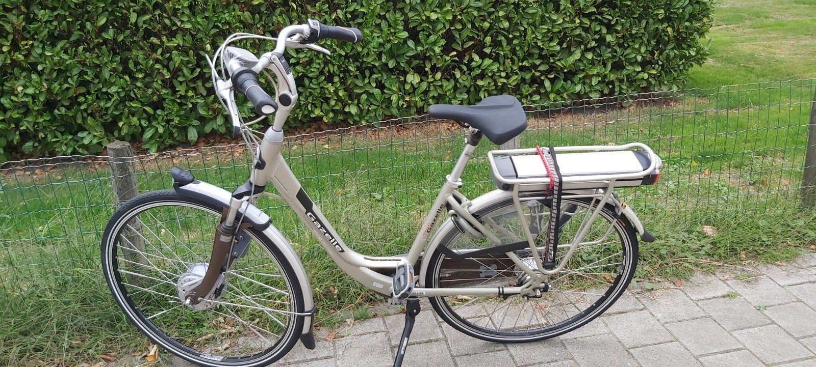 gazelle elektrische fiets vernieuwde accu, Ophalen, Gebruikt, 47 tot 51 cm, 50 km per accu of meer
