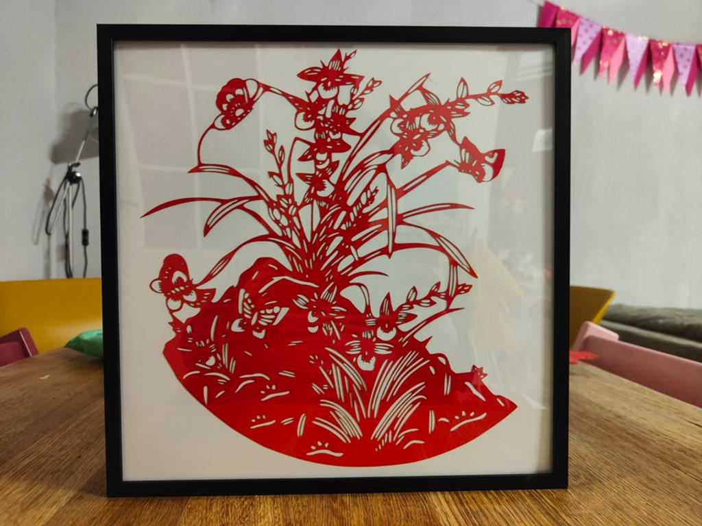 Ingelijste Chinese papieren knipkunst - Rood bloemmotief, Ophalen