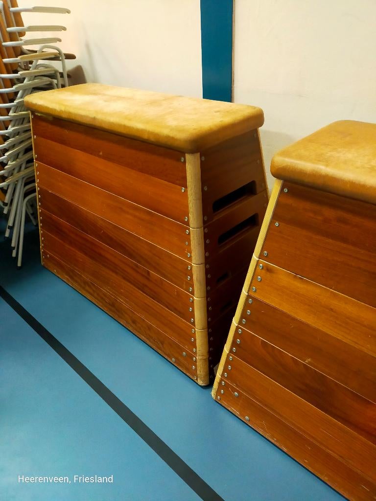 Springkasten, Ophalen, Gebruikt, Bruin, Materiaal