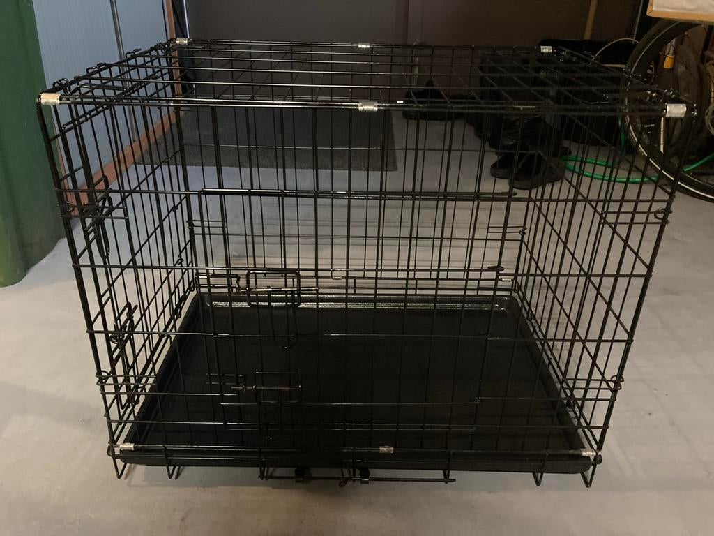 Opvouwbare bench voor hondje, goede staat!, Dieren en Toebehoren, Hondenbenches, Ophalen, Gebruikt