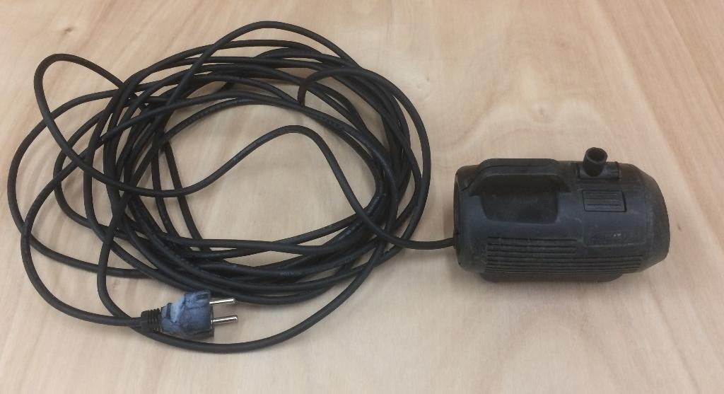 Hozelock 700 liter 12 watt vijverpomp, Tuin en Terras, Vijver-toebehoren, Gebruikt, Vijverpomp, Ophalen of Verzenden