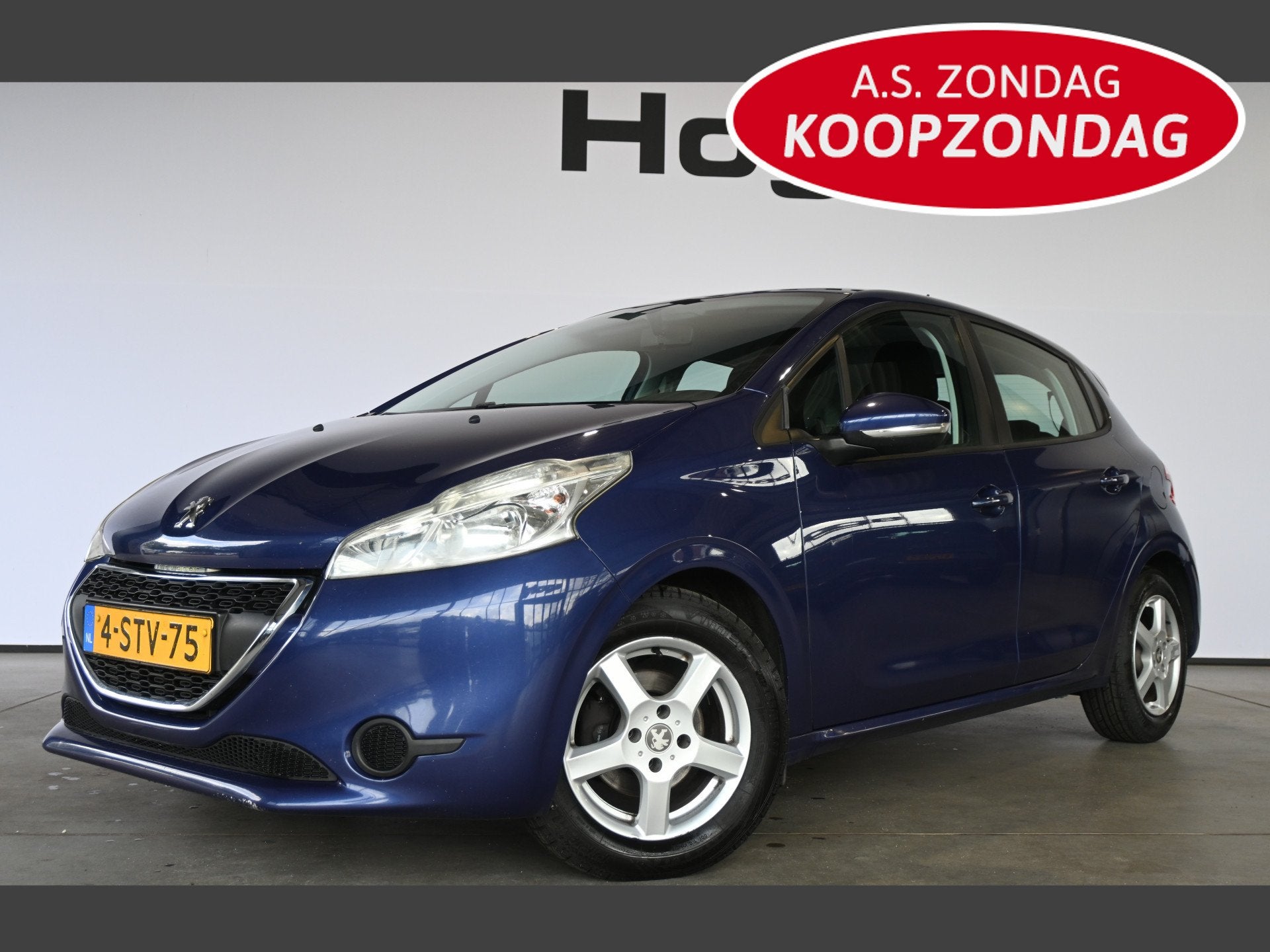 Peugeot 208 1.6 e-HDi Active Clima Cruise control Trekhaak N, Voorwielaandrijving, Euro 5, Stof, Gebruikt