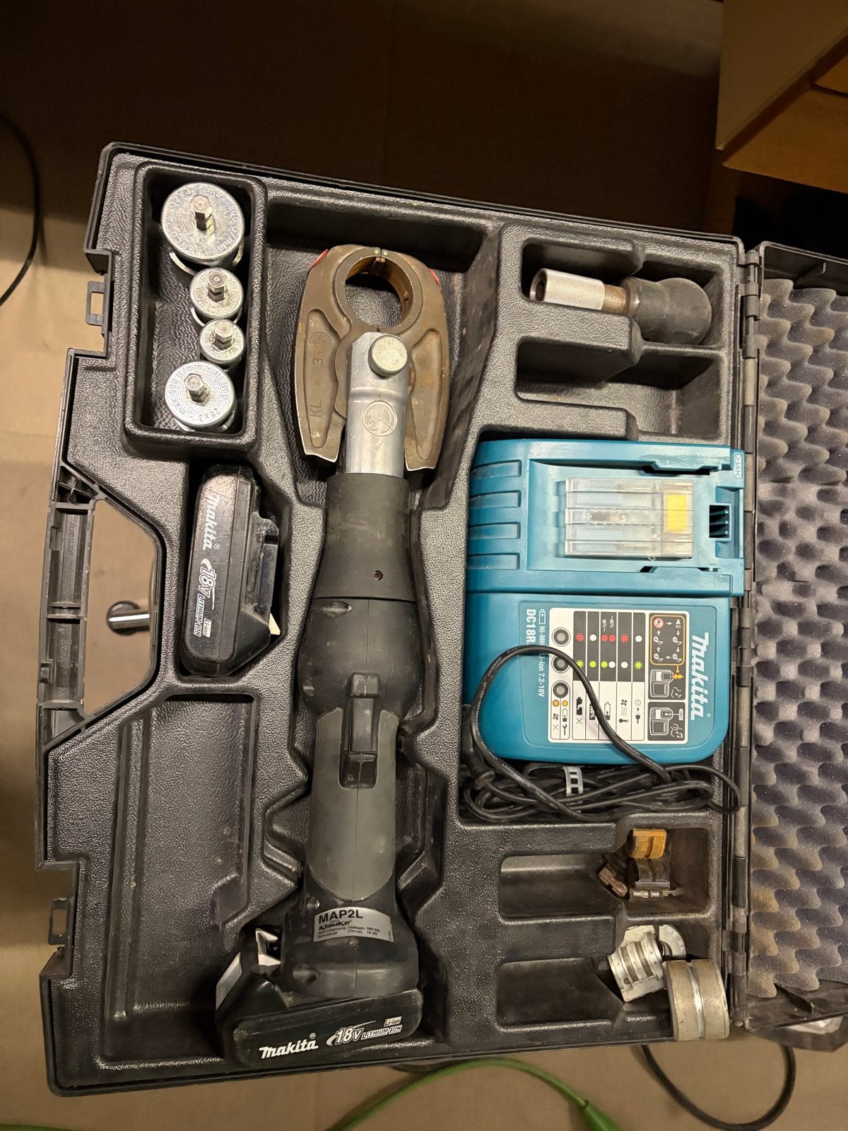 Henco perstang met Makita accu en lader, Ophalen, Gebruikt