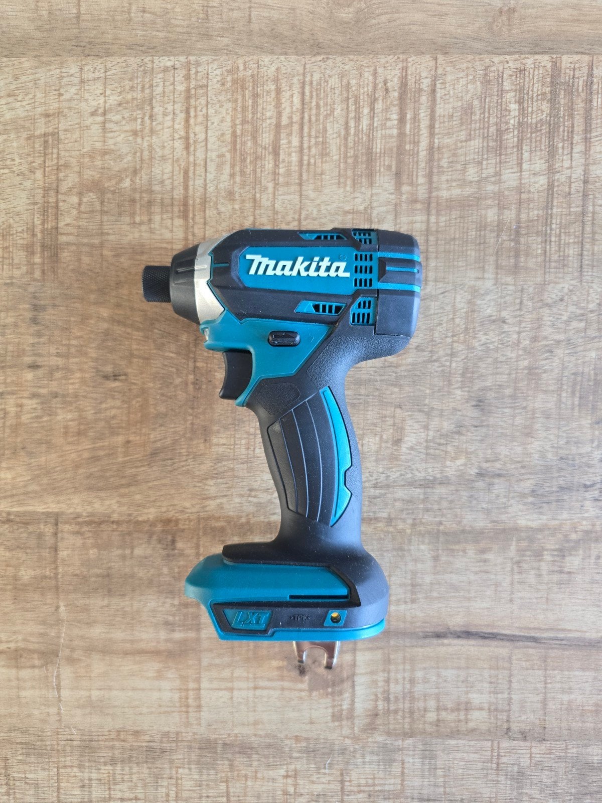 Makita DTD152 18V Accu Slagmoersleutel - Zonder Accu, Ophalen of Verzenden, Nieuw, Boor- en Schroefmachine, Variabele snelheid