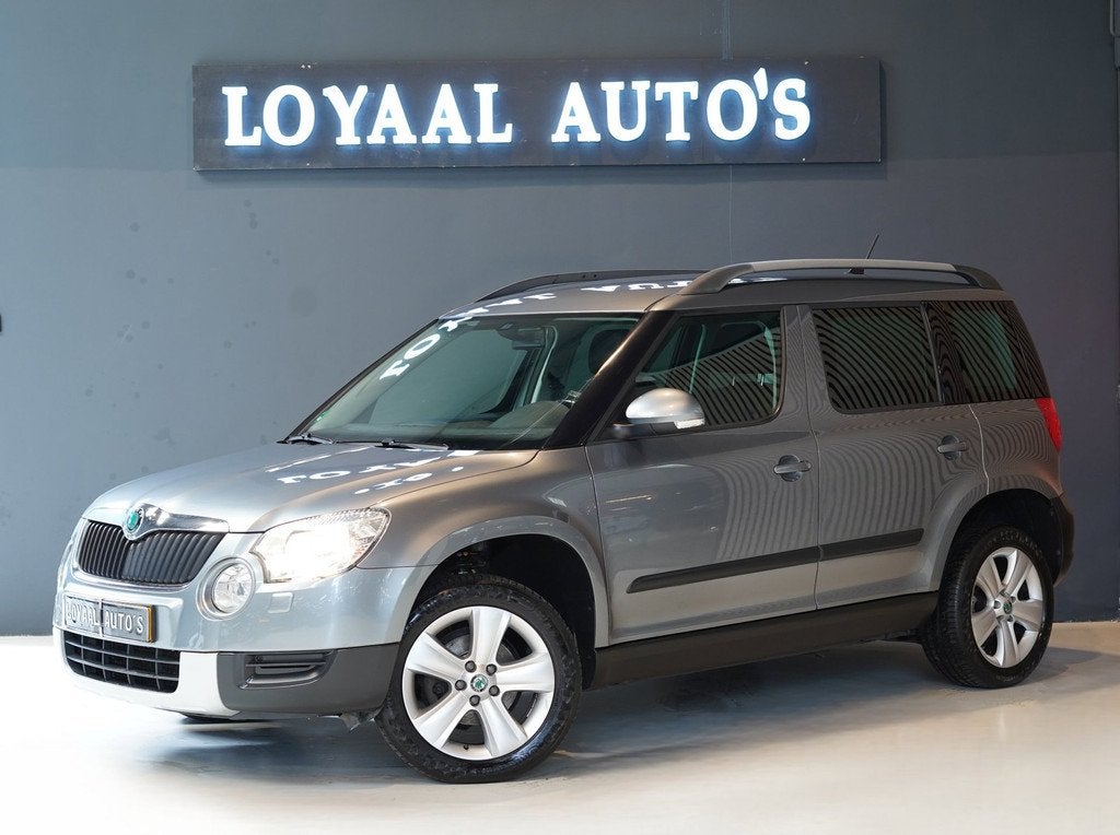 Skoda Yeti 1.2 TSI Tour | NAVI | AIRCO | CRUISE | PDC | TREK, Auto's, Skoda, Voorwielaandrijving, Euro 5, Parkeersensor, Gebruikt