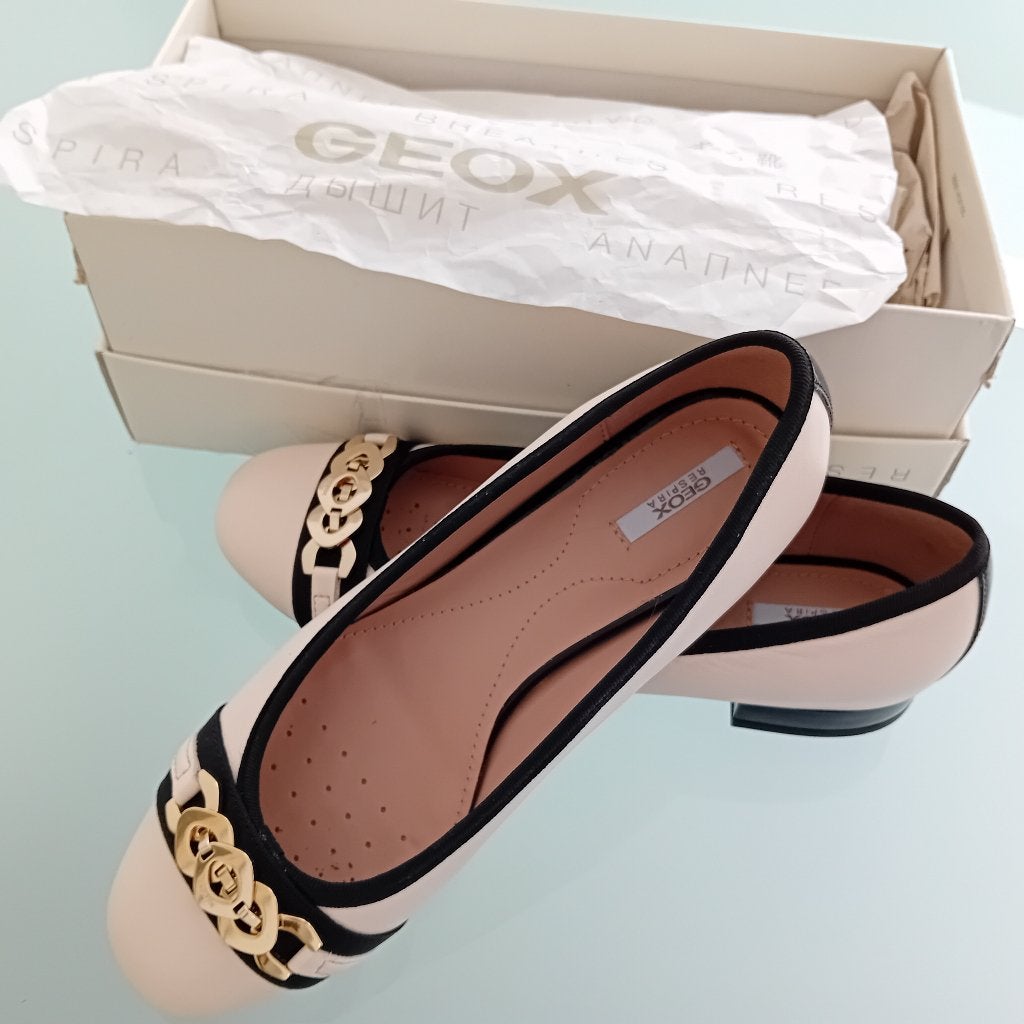 Geox Creme/zwartkleurige ballerina’s, Kleding | Dames, Geox, Beige, Nieuw, Ballerina's
