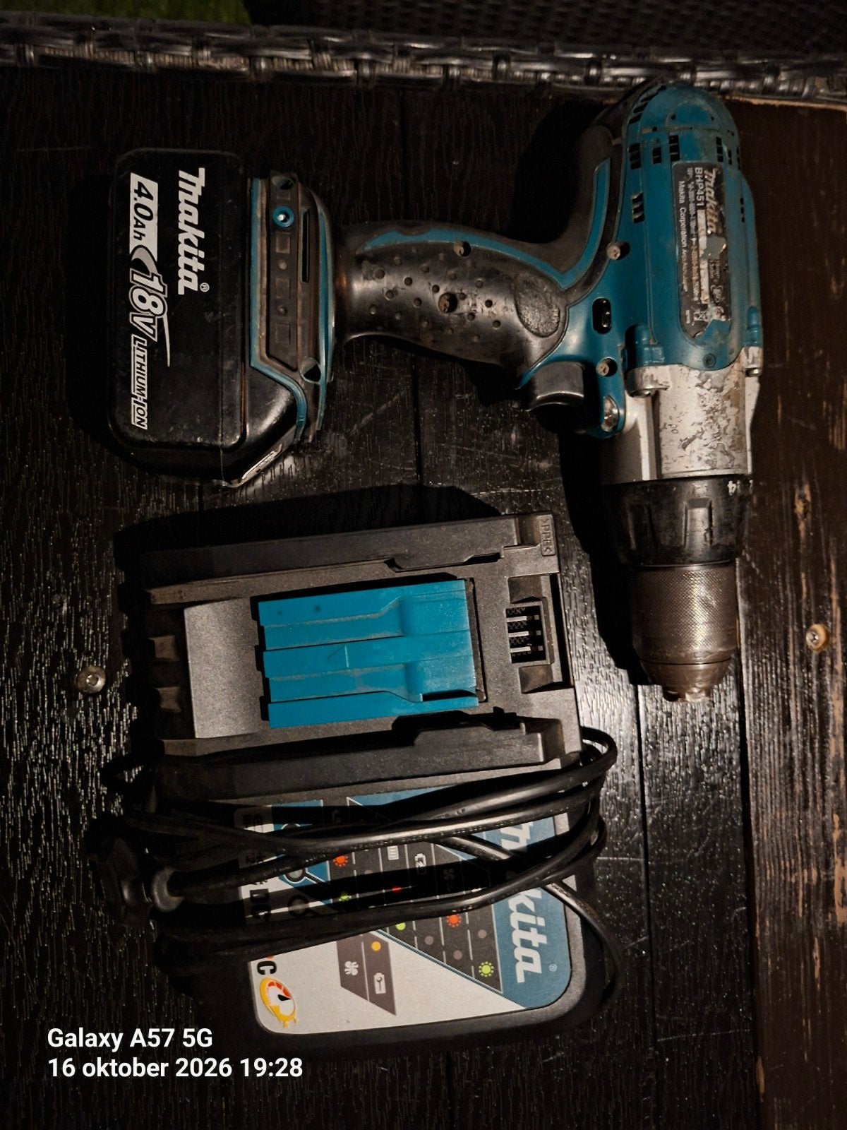 Makita DHP453 18V Accuboormachine met Accu en Lader, Ophalen, Boor- en Schroefmachine, Klopboormechanisme, Gebruikt