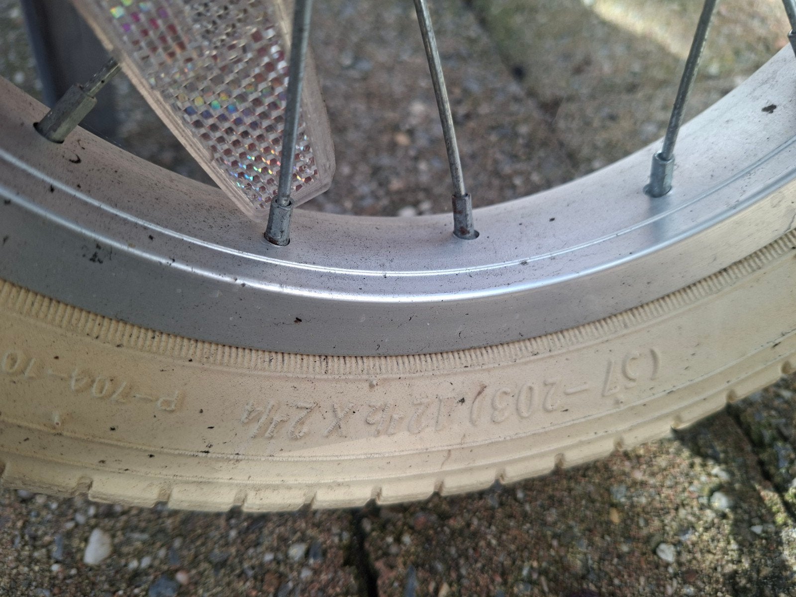 Rode kinderfiets 12 inch met terugtraprem en handrem, Ophalen, Terugtraprem, Gebruikt, Onbekend