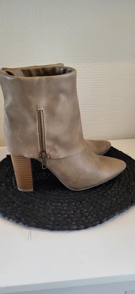 Steve Madden laarsjes, Ophalen of Verzenden, Zo goed als nieuw, Zwart