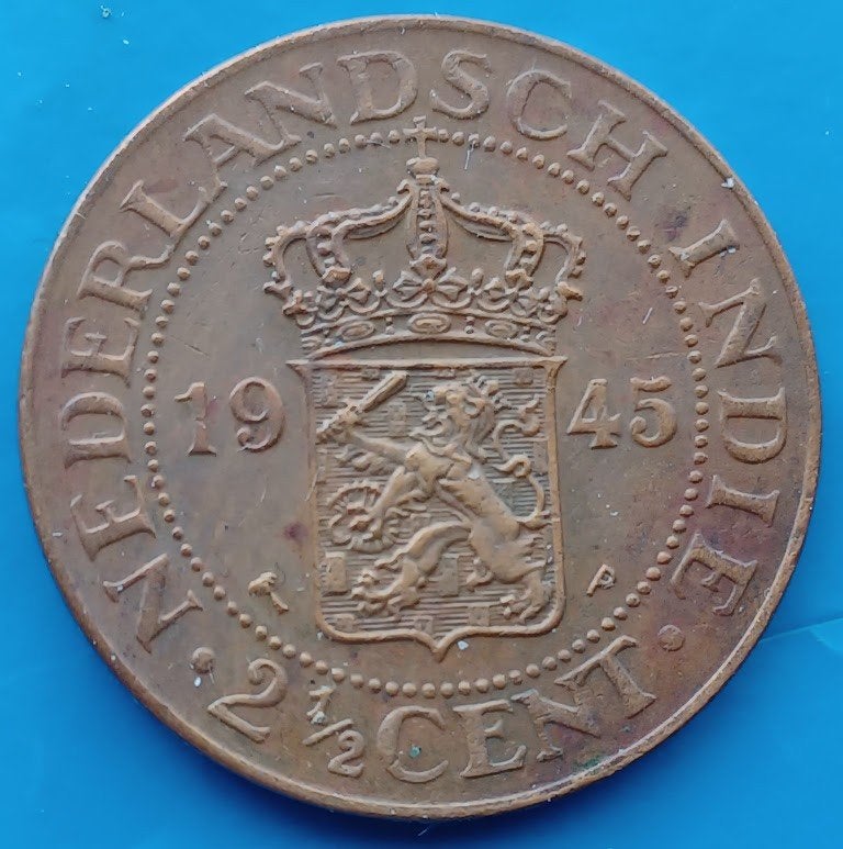 Nederlands-Indië 2½ cent 1945 - Wilhelmina, Postzegels en Munten, Verzenden, Koningin Wilhelmina, Overige waardes, Losse munt