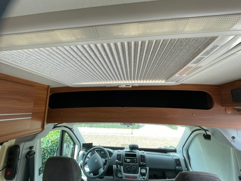Foto 12 van Te koop Buscamper Globecar Campscout van eerste eigenaar
