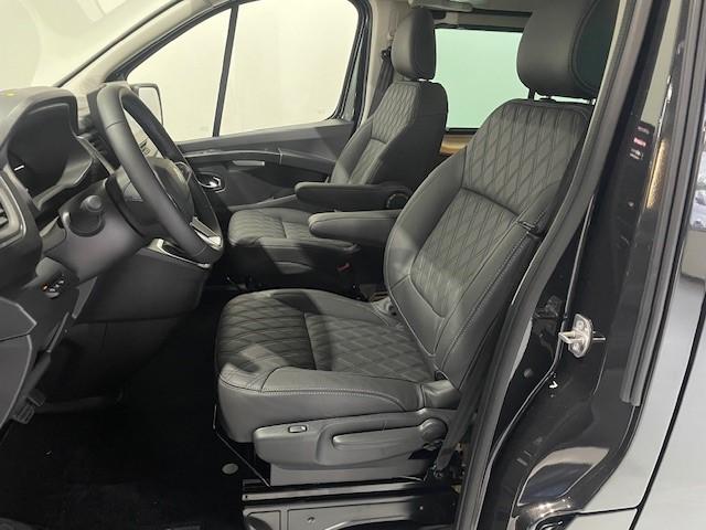 Renault Trafic 2.0 Blue dCi EDC 170PK AUT DC NEXT LEVEL EDIT, Auto's, Bestelauto's, Zwart, 4 cilinders, Renault, Zwart