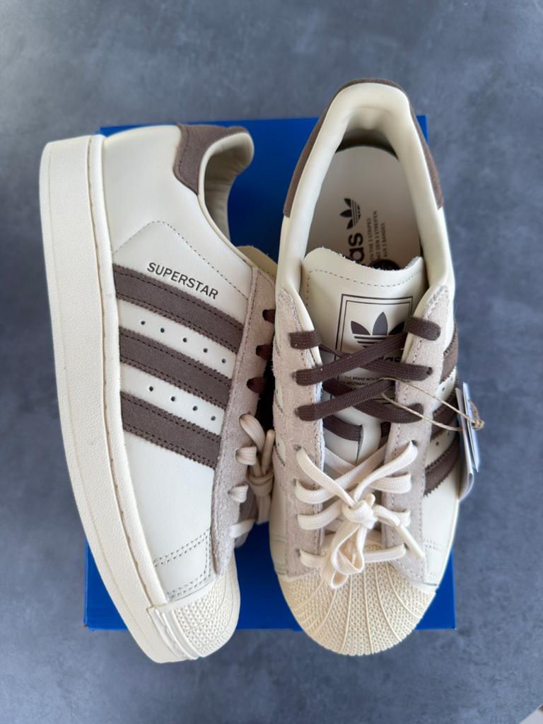 Adidas Superstar II Molly-Mae Latte - Maat 40 2/3, Kleding | Dames, Schoenen, --, Beige, Nieuw, Ophalen of Verzenden
