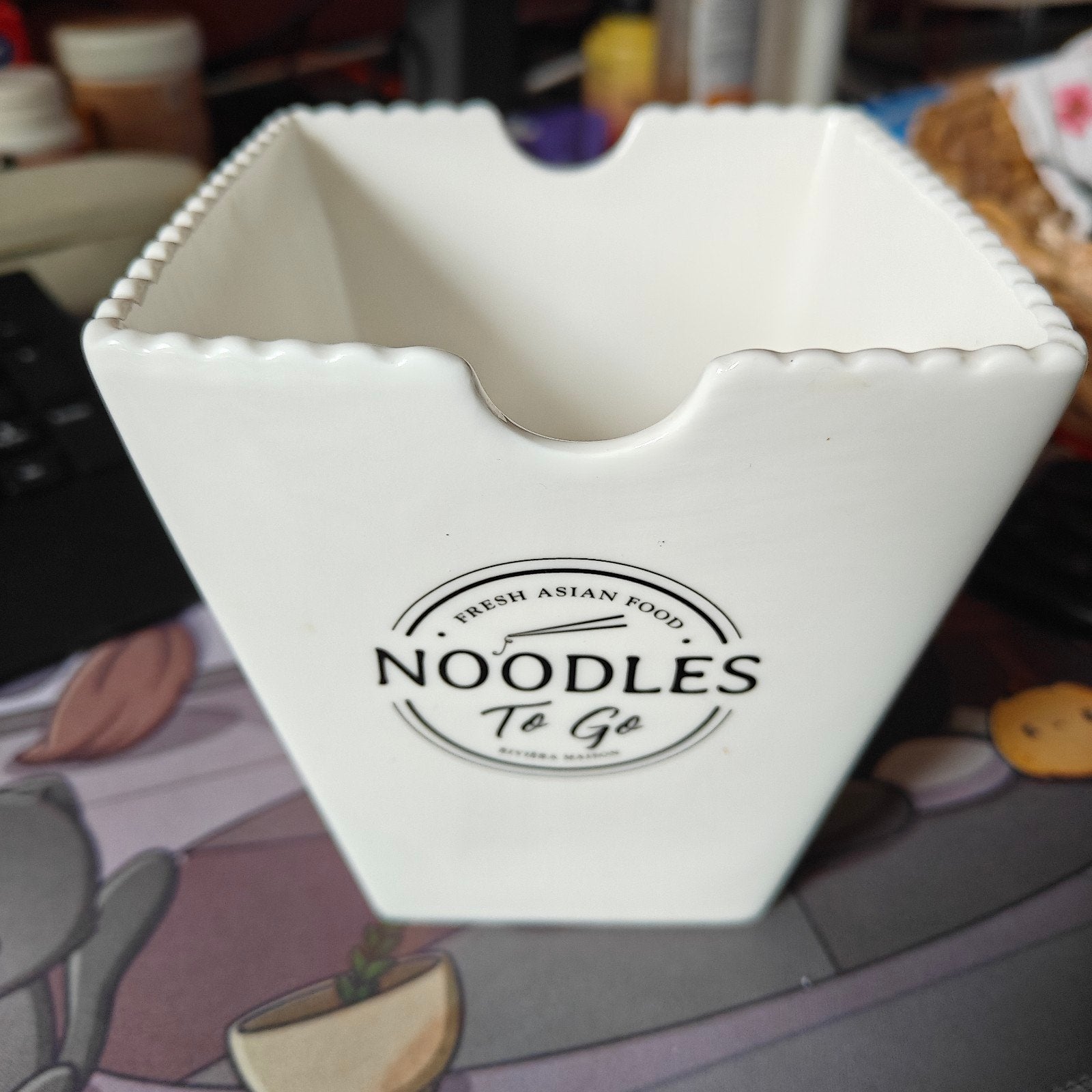 Riviera Maison Fresh Asian Food Noodles To Go Bowl, Huis en Inrichting, Ophalen, Overige typen, Zo goed als nieuw, Steen/keramiek