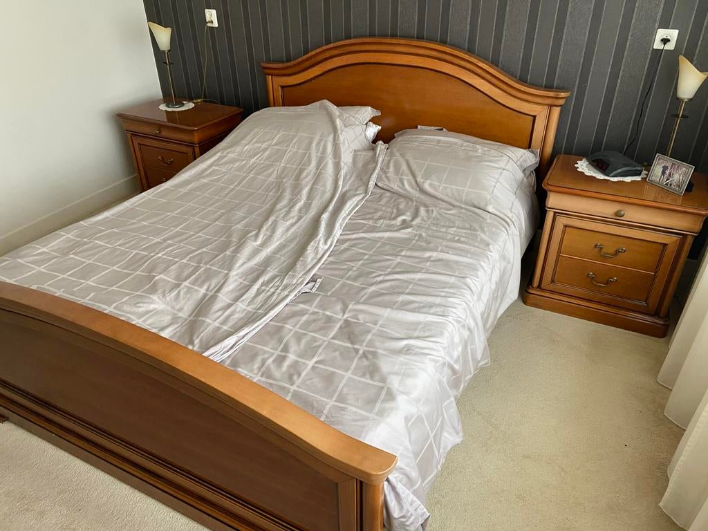 Bed 160 x 200 met nachtkastjes, Ophalen, Gebruikt, Bruin, Tweepersoons