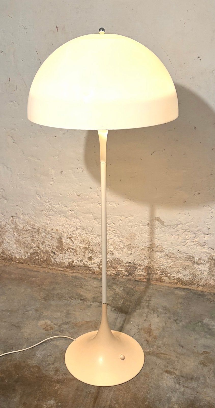 Panthella vloerlamp door Verner Panton voor Louis Poulsen, Ophalen of Verzenden