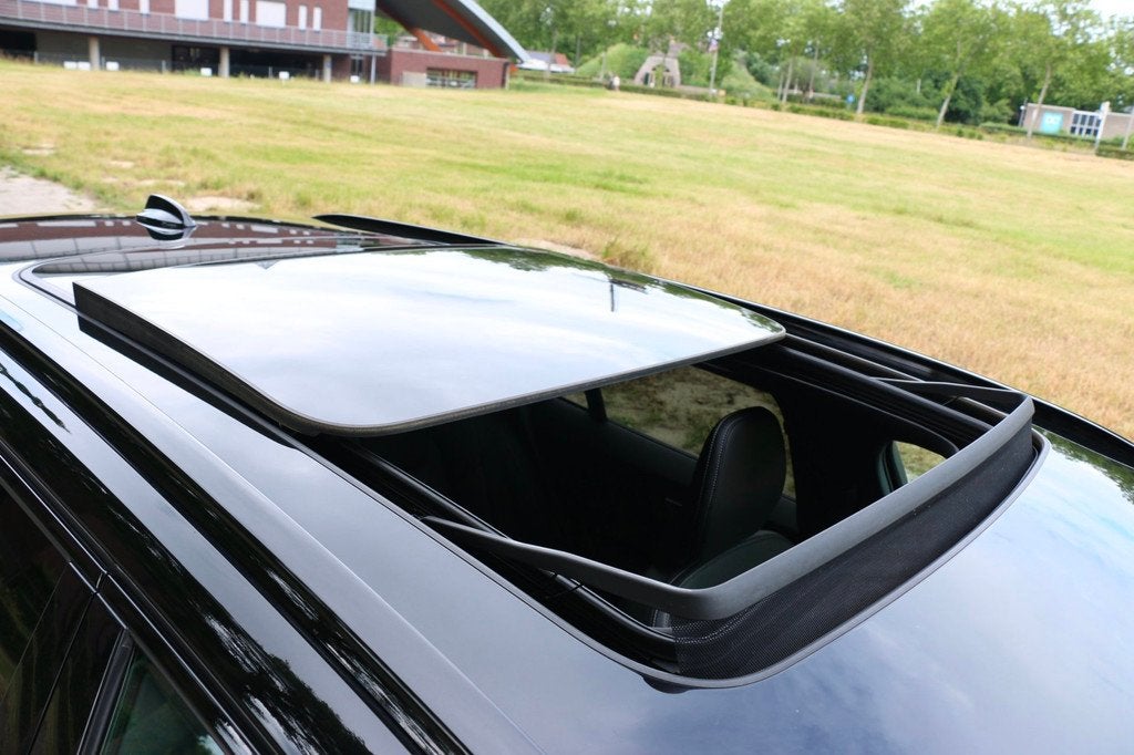 Volvo V60 2.0 T8 Plug-in Hybride Long Range R-Design AWD Ult, Auto's, Volvo, Automaat, Lichtsensor, Gebruikt, Euro 6