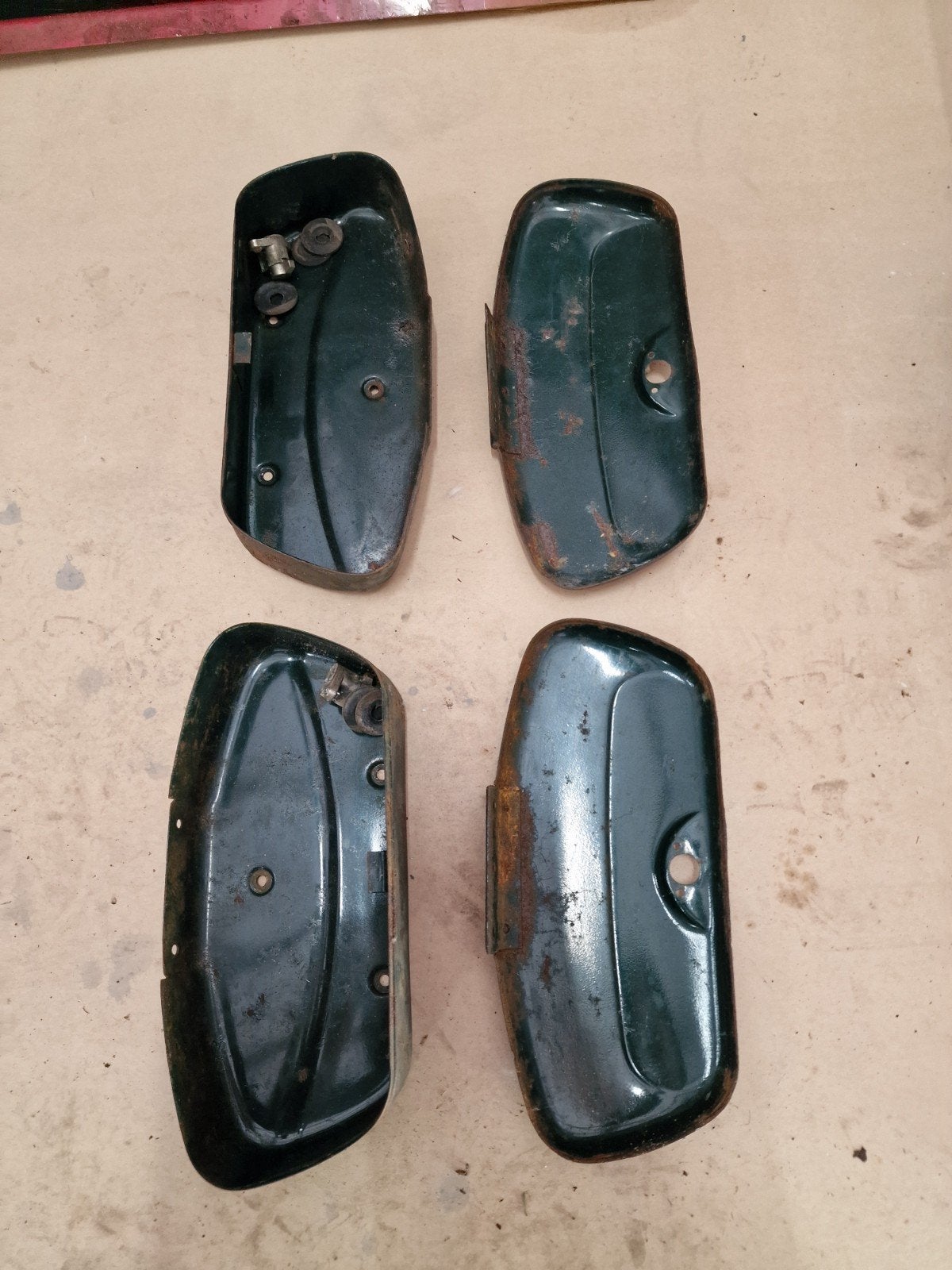 Puch VS VZ Gereedsschapskastjes nog in goede staat., Fietsen en Brommers, Ophalen of Verzenden, Gebruikt, Tank, Puch
