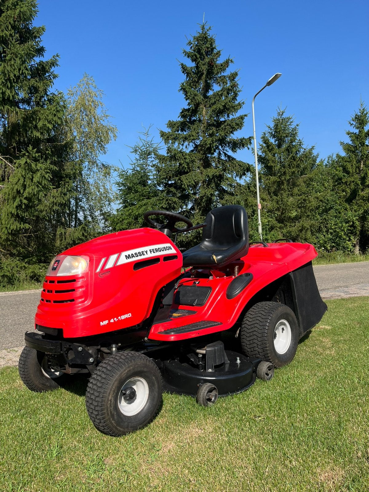 Massey Ferguson MF41-RD - Hydrostaat - klaar voor gebruik, Ophalen, Gebruikt, Opvangbak, 90 tot 120 cm