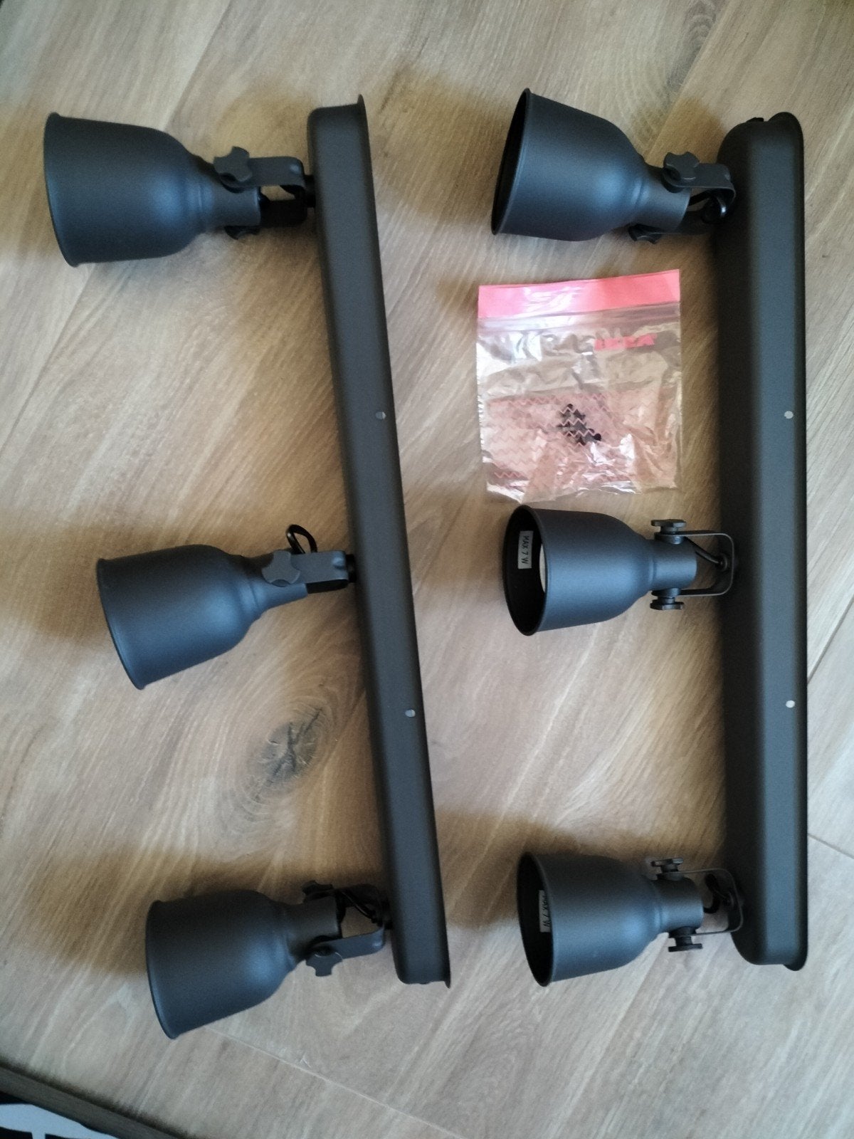 IKEA Hektar Plafondspots - 2 stuks, donker grijs, zo goed al, Ophalen, Plafondspot, Grijs, Zo goed als nieuw