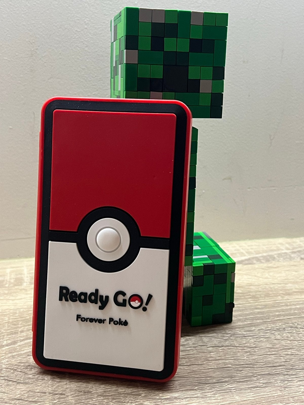 POKEMON Nintendo Switch Game Card Case - 24 Slots, Ophalen of Verzenden, Nieuw, Zonder controller, Switch Original