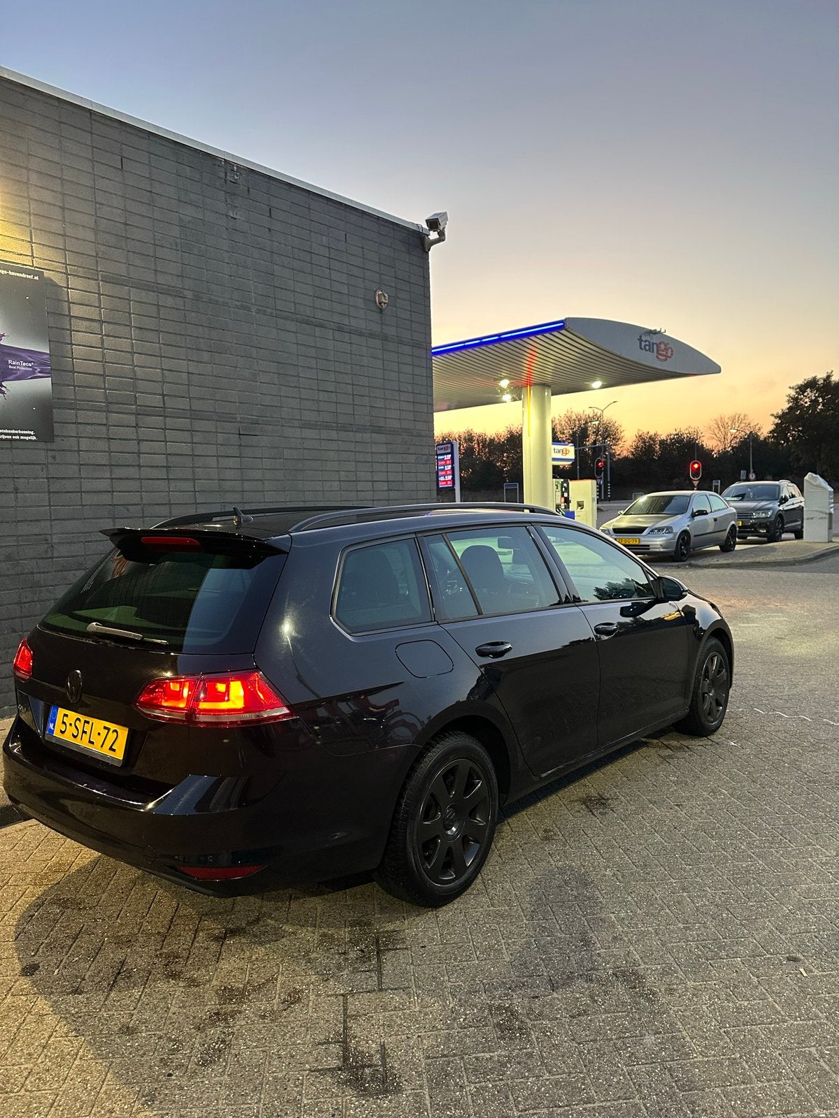 Volkswagen Golf 1.6 TDI 81KW/110PK Variant 2013 Zwart Euro 6, Auto's, Volkswagen, Voorwielaandrijving, Stof, 4 cilinders, Zwart