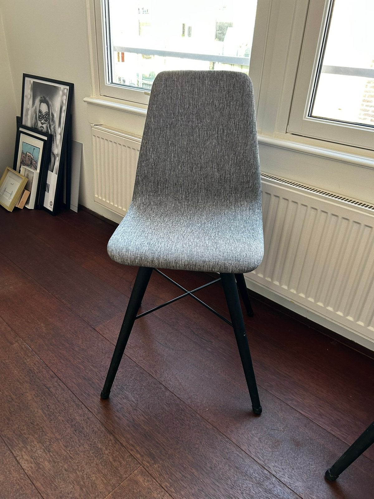 Foto 2 van Bolia 4x Eetkamerstoelen