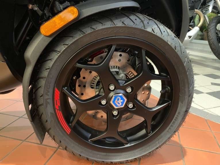 Piaggio MP3 velgen 13 inch zwart nieuw  MP3 300/400/500, Niet ingevuld, Nieuw, Niet ingevuld, Niet ingevuld