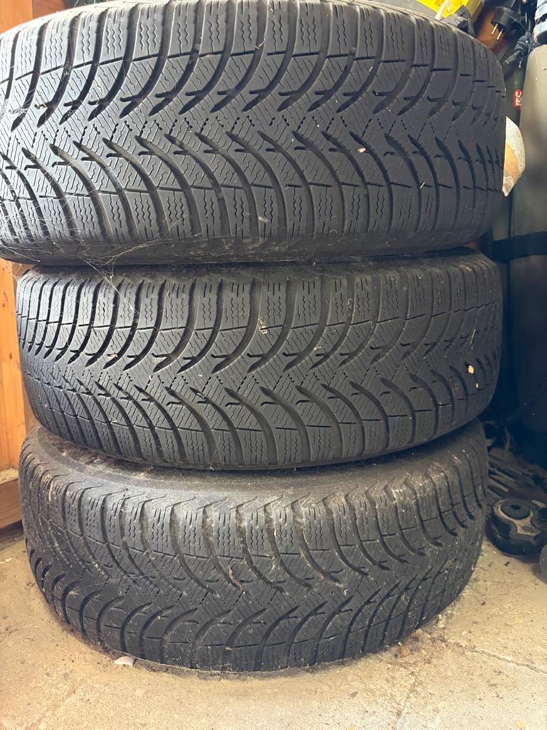 Winterbanden met velgen 205/60R16, Ophalen of Verzenden, Gebruikt