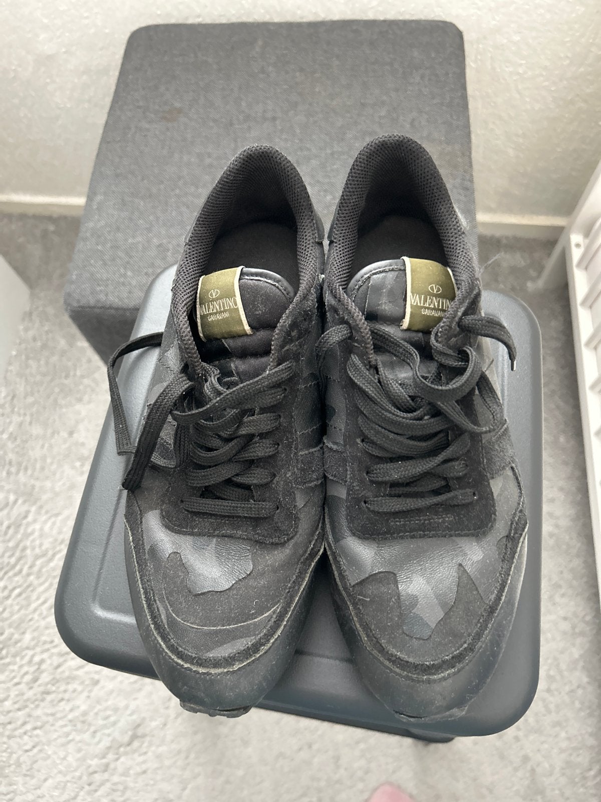 Valentino Garavani Sneakers Maat 11 - Gedragen, Ophalen of Verzenden, Gedragen, Zwart, Sneakers of Gympen