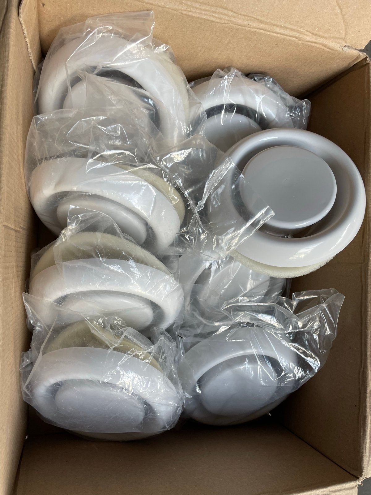 Nieuwe witte ventilatieroosters - 8 stuks, Ophalen of Verzenden, Nieuw, Ventilator en Afzuiger