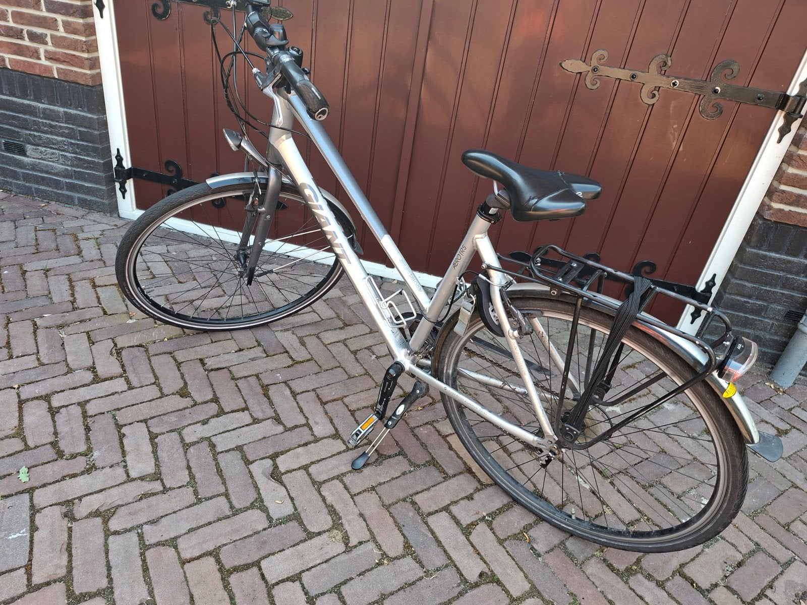 Giant Aero RS Damesfiets - Lichtgewicht en Comfortabel, Ophalen, Gebruikt, Velgrem, Versnellingen