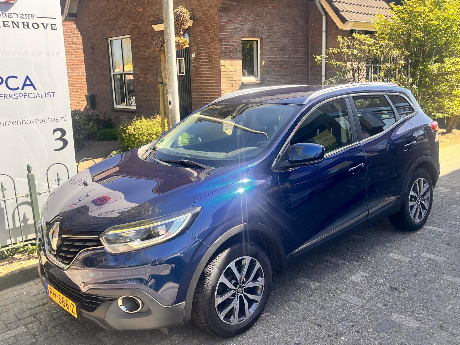 Renault Kadjar 1.2 TCe Limited Airco-Ecc/Alu wielen/Navi/El., Voorwielaandrijving, 4 cilinders, Blauw, Origineel Nederlands