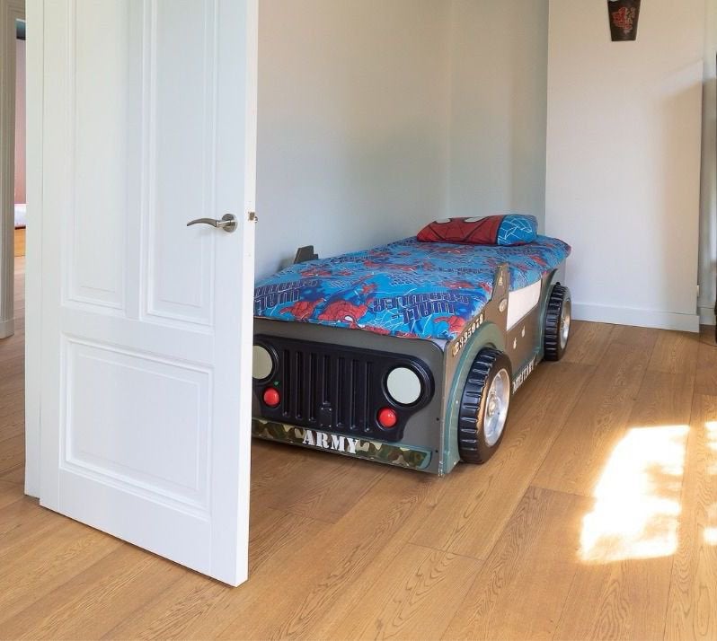 Militair Jeep Kinderbed - Stoer en Avontuurlijk, Ophalen, Gebruikt, 70 tot 85 cm, Lattenbodem