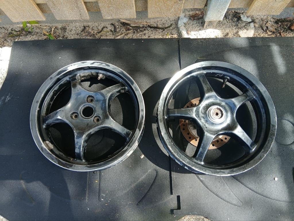 Yamaha Aerox Velgen set eerste model Grimeca met schijf, Ophalen of Verzenden, Gebruikt, Overige typen, Yamaha