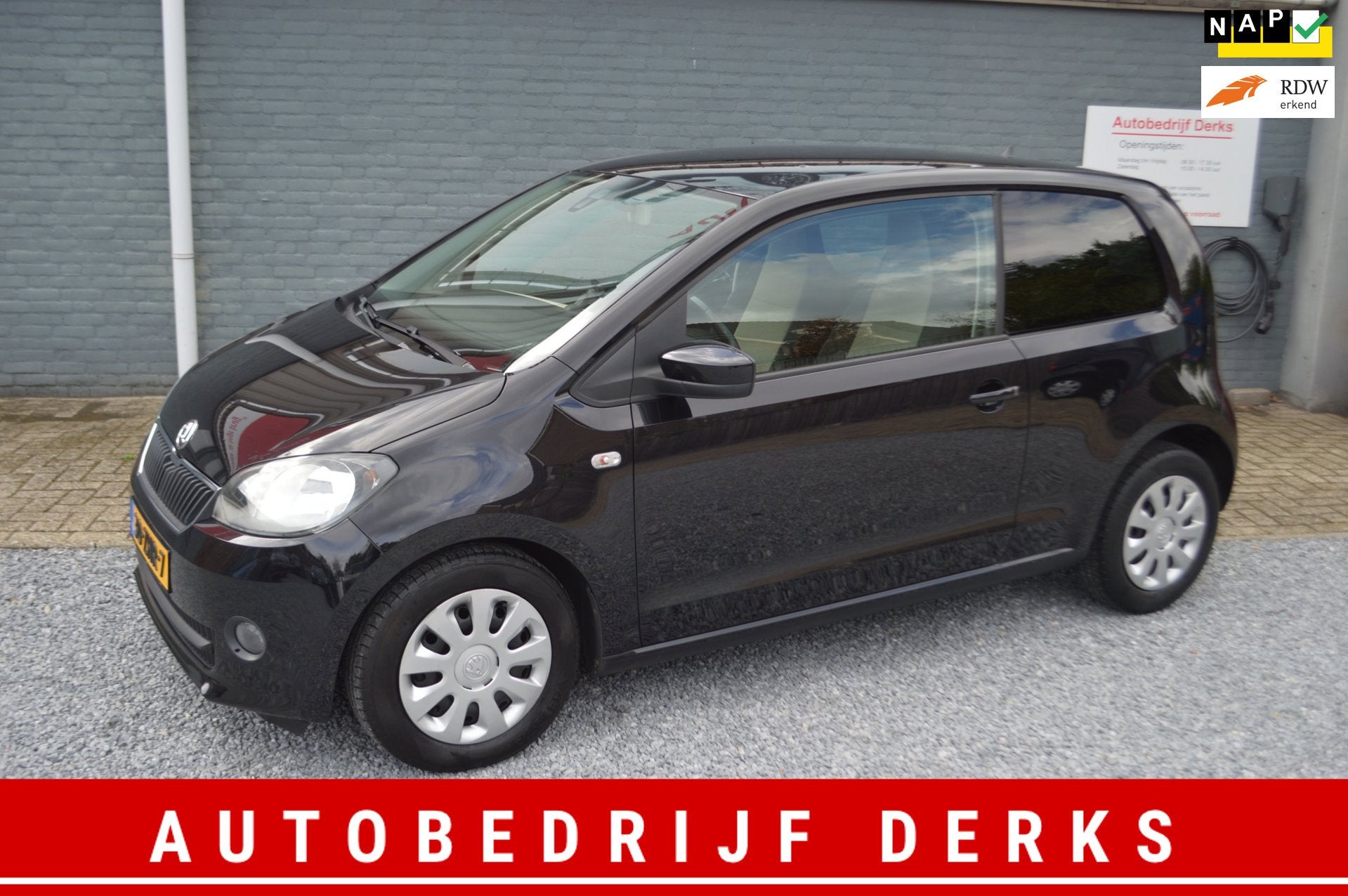 Skoda Citigo 1.0 Greentech Tour Airco | Stuurbekrachtiging |, Auto's, Voorwielaandrijving, Euro 5, Stof, Gebruikt