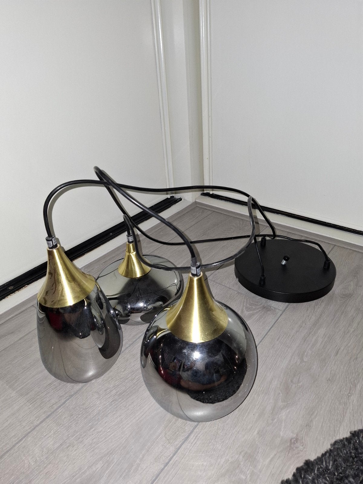 hanglamp met 3 glazen bollen, Ophalen, Gebruikt