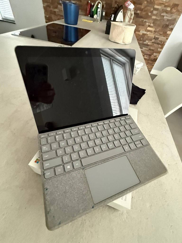 Microsoft Surface Go, Computers en Software, Go, Microsoft Surface, Zo goed als nieuw, 64 GB