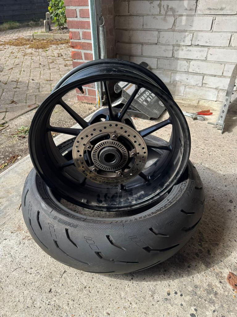 Bmw s1000r oem achtervelg, Ophalen, Gebruikt