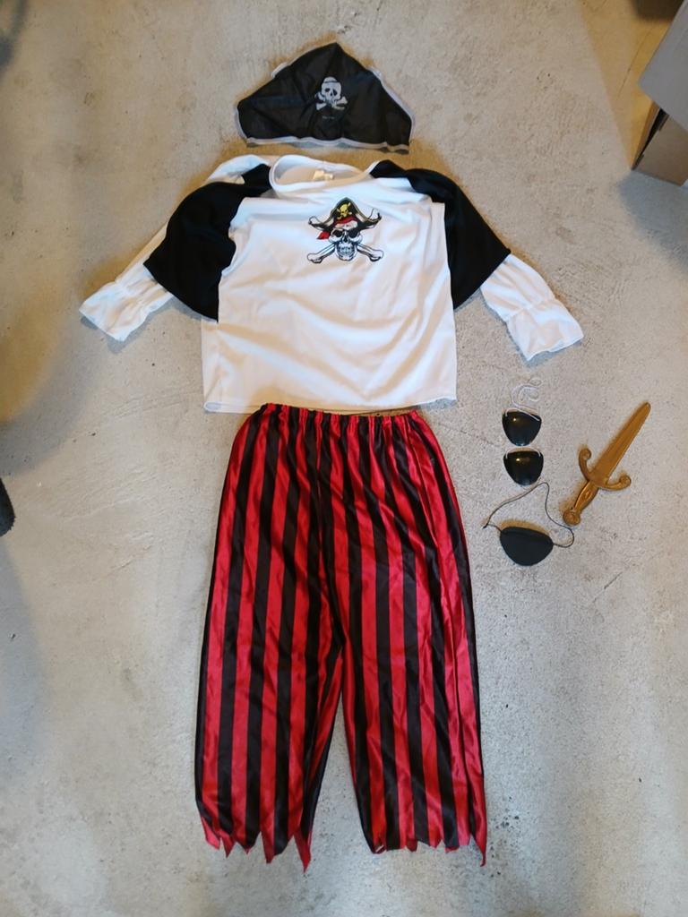 Piratenpak voor kinderen - Maat 128, Ophalen of Verzenden, Gebruikt, Jongen of Meisje, Setje