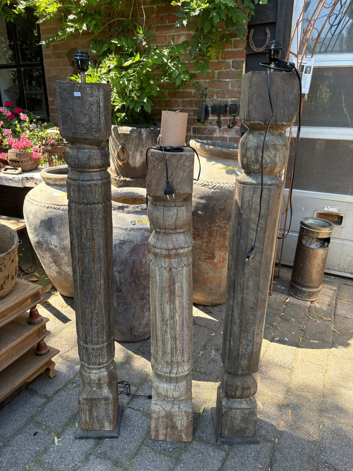 3 stoere lampen gemaakt van oude zuilen, Ophalen, 100 tot 150 cm, E27 (groot), Zo goed als nieuw