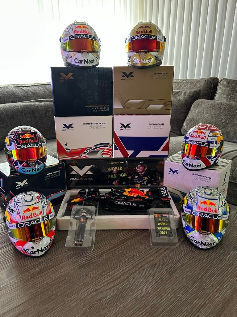 Max Verstappen compleet zet inclusief kampioen auto 2022, Overige merken, Auto, 1:32 tot 1:50, Nieuw
