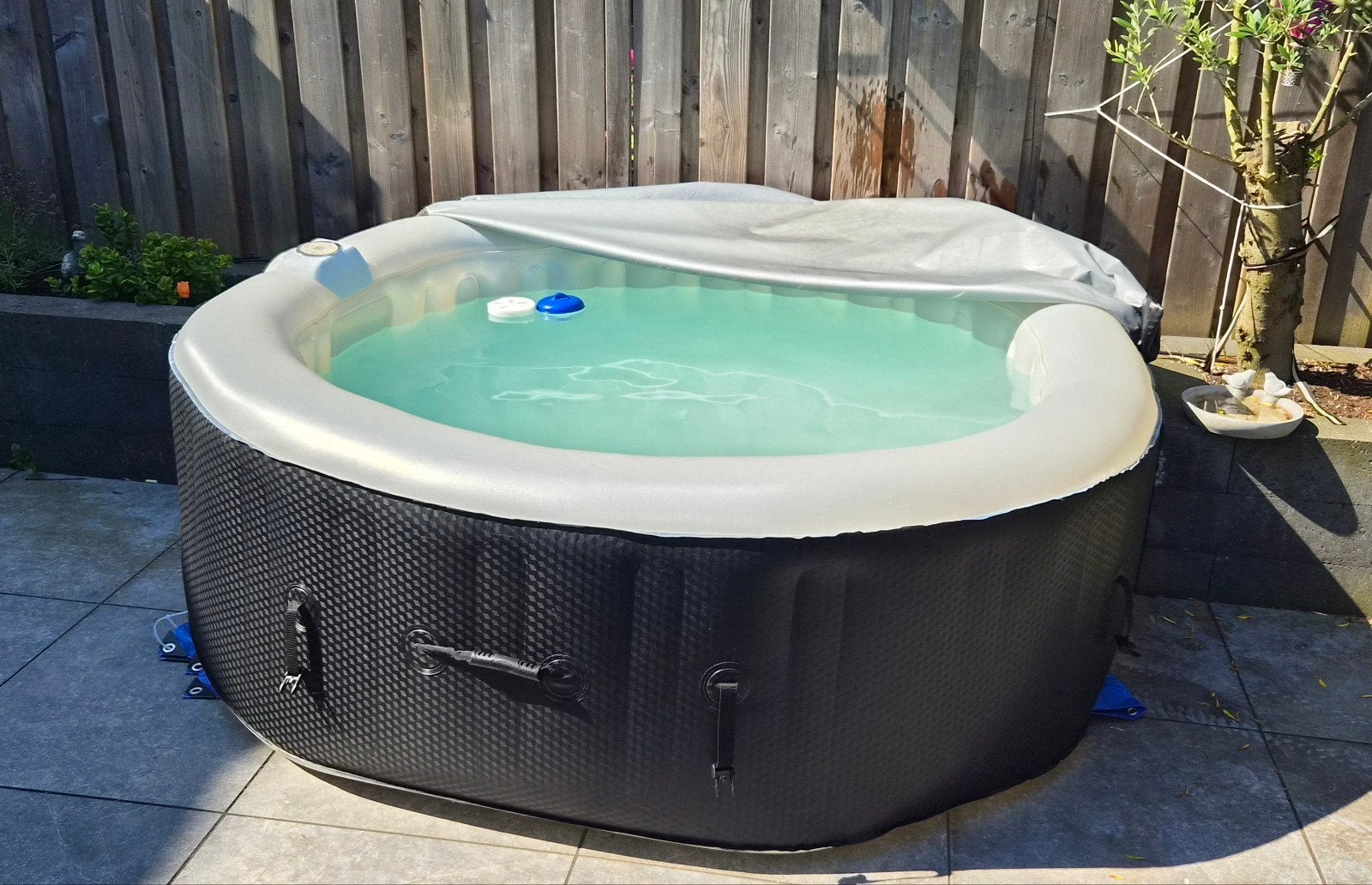 Infinite Opblaasbare Spa/Jacuzzi - 6 Persoons, Ophalen, Filter