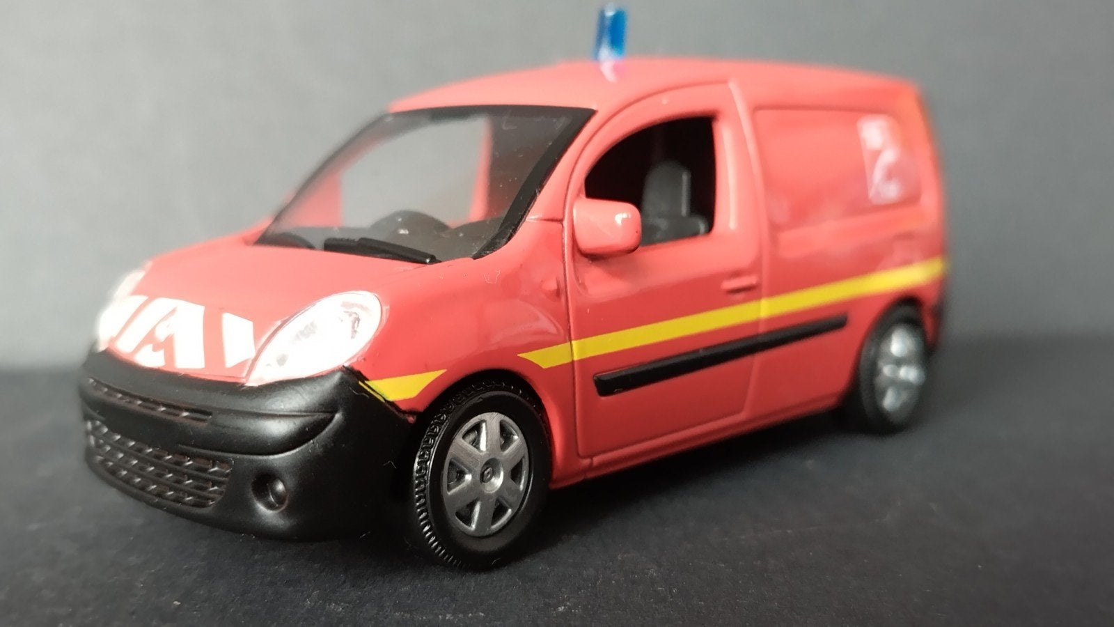 Renault Kangoo Sapeurs Pompiers 1:43, Hobby en Vrije tijd, Modelauto's | 1:43, Overige merken, Auto, Verzenden, .