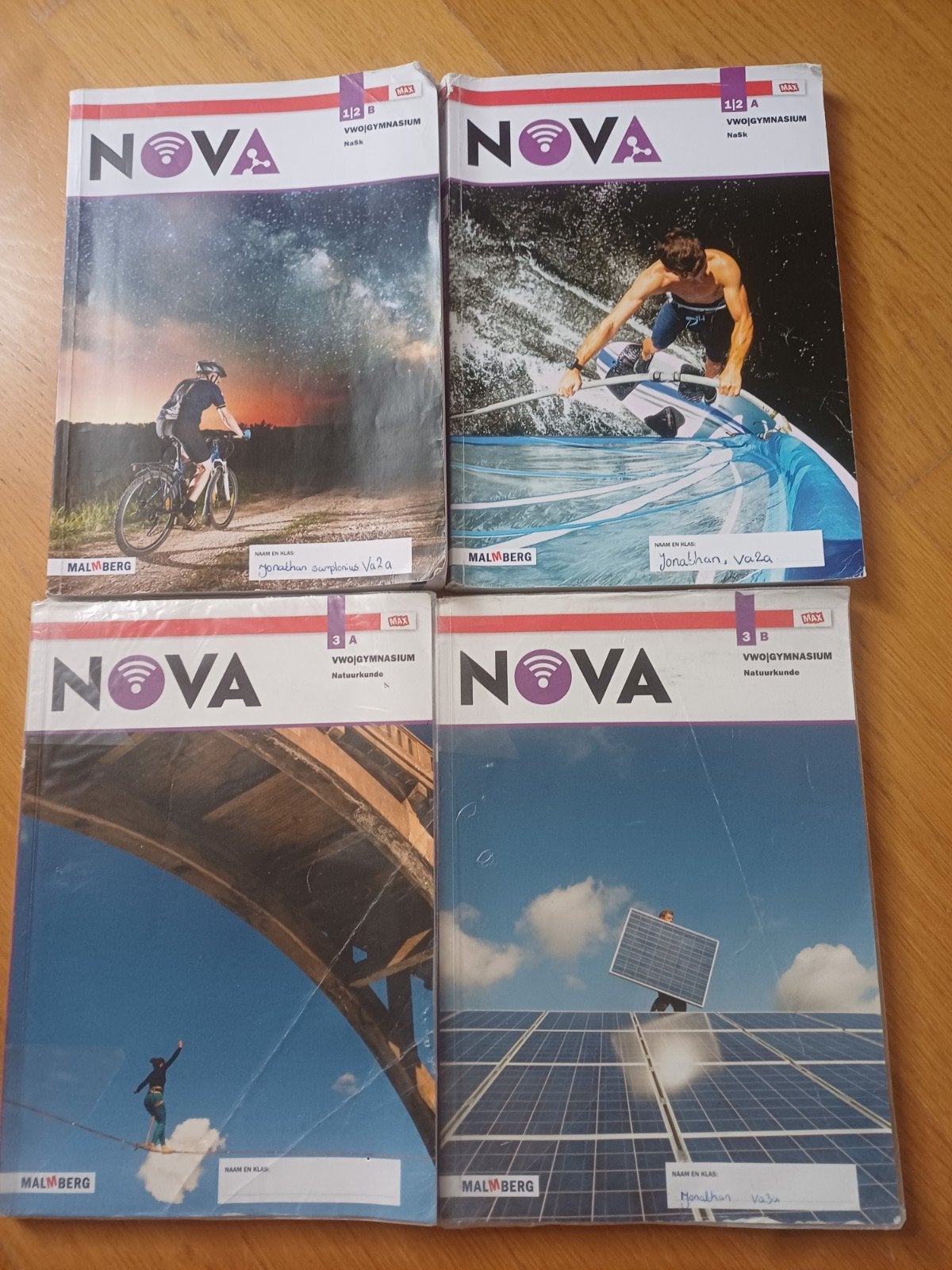 NOVA VWO/Gymnasium Natuurkunde Boeken (4 stuks), Boeken, Ophalen of Verzenden, Gelezen, VWO, Natuurkunde