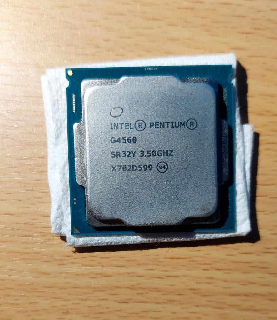 Intel Pentium G4560, Computers en Software, Processors, LGA 1151, Gebruikt, Ophalen of Verzenden, 3 tot 4 Ghz
