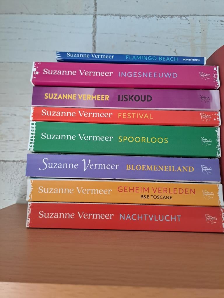 7 boeken +1kleintje, Ophalen of Verzenden, Zo goed als nieuw